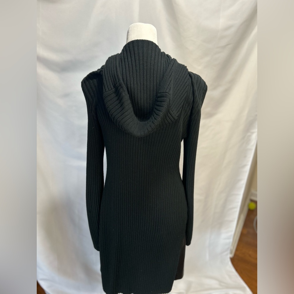 Beautiful gently used INC black leather sweater with a hood and zipper size L - Picture 3 of 13